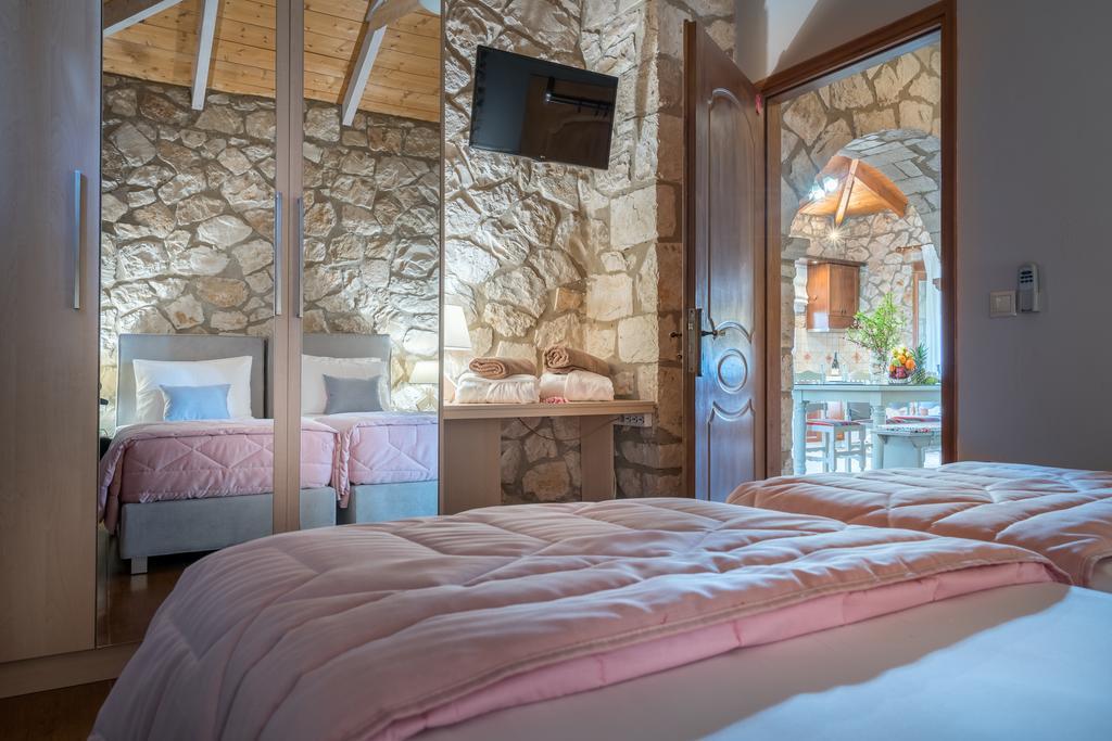 Villa Tramonto With Private Heated Pool, By Zantewize Volimes Exterior photo